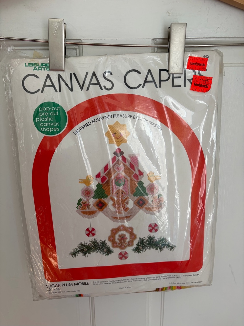 New Open Box Plastic Canvas Capers Christmas Gingerbread “Sugar Plum Mobile”